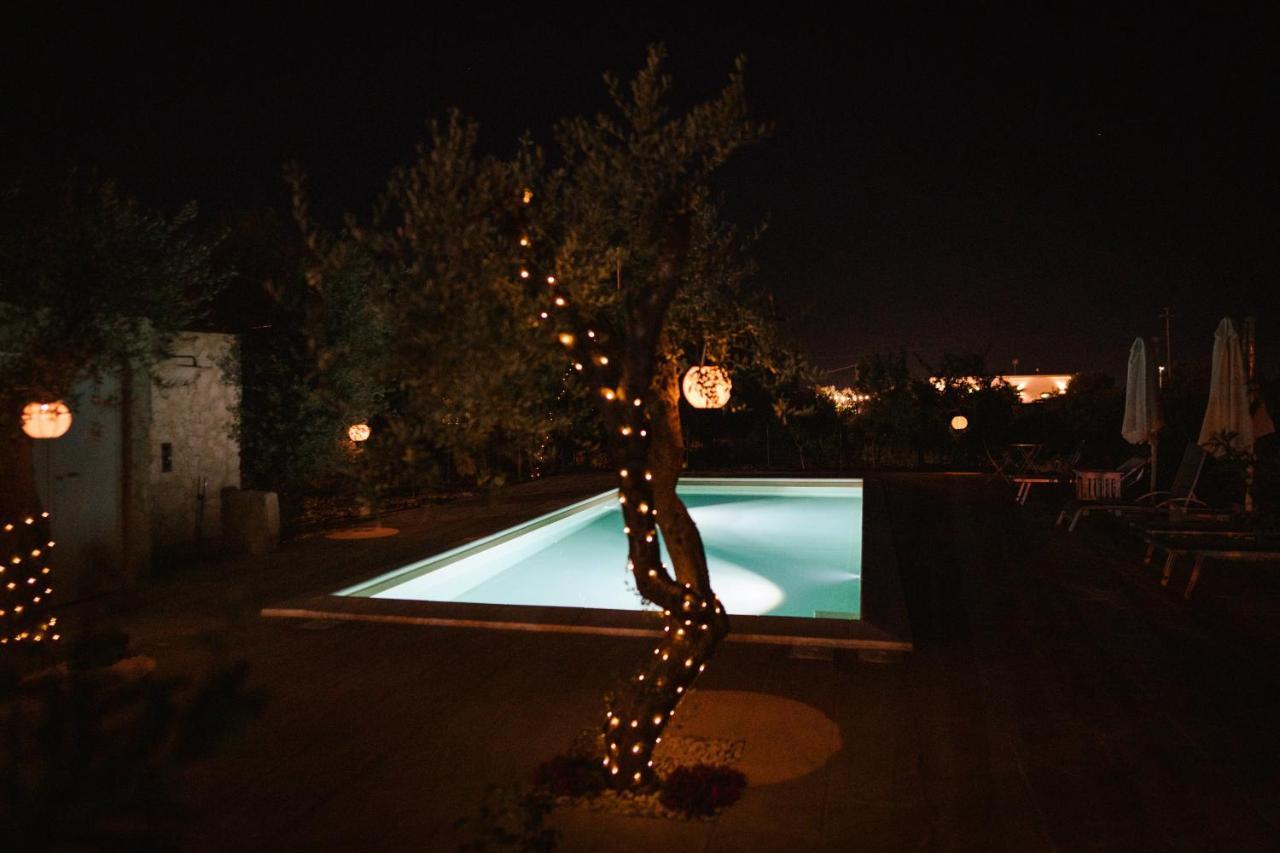 Prestigiosa Villa Con Piscina Condominiale 모노폴리 외부 사진